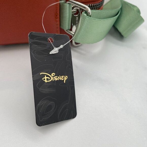 Buckle Down Disney Sleepy Snow White Seven Dwarfs Cosplay Crossbody Bag - Picture 7 of 7